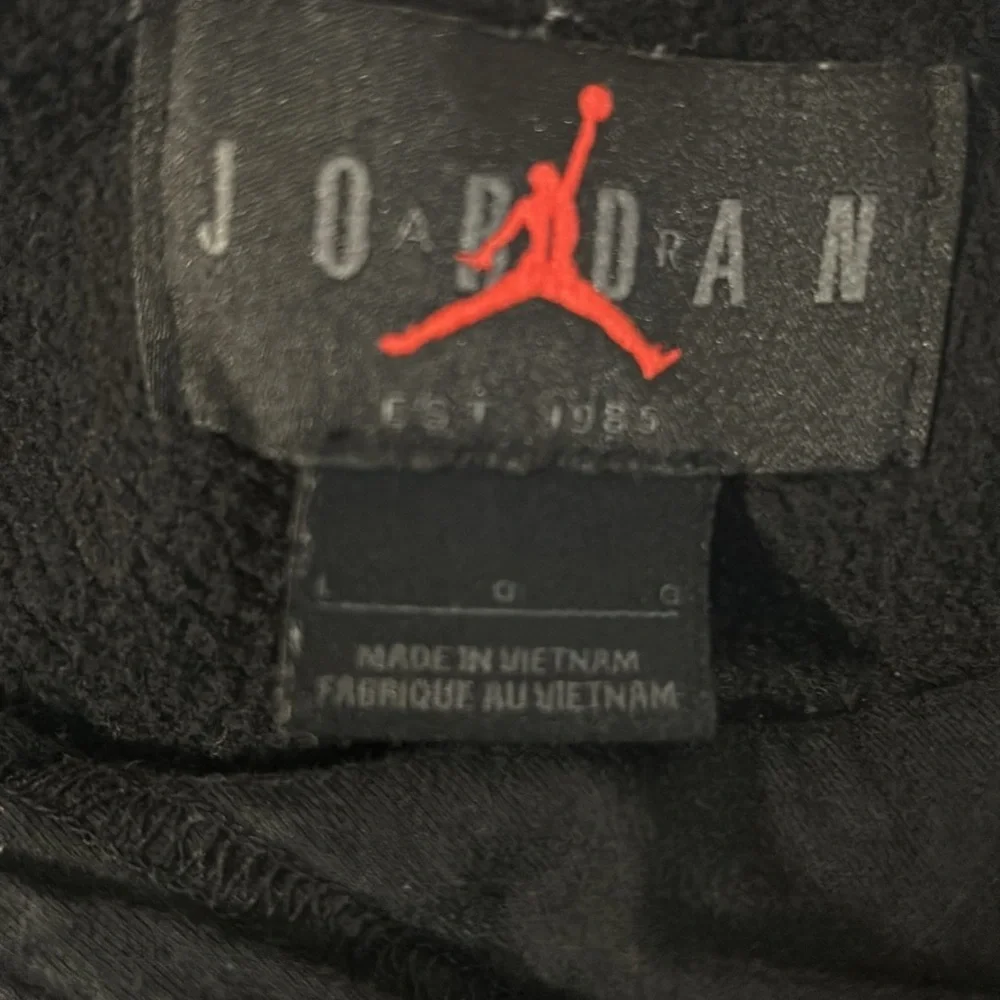 Jordan Pullover Fleece Hoodie Sweatshirt. Large